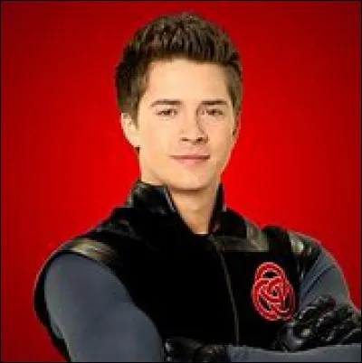 Qui a emb&ecirc;t&eacute; souvent Chase Davenport ?