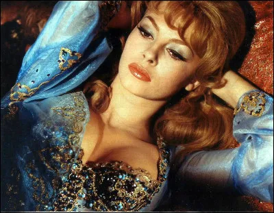 Angélique : quel titre portait-elle dans le film de Bernard Borderie ?