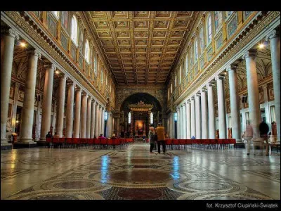 Basilique : dans quelle ville italienne est située la basilique Sainte-Marie-Majeure, qui contient la relique de la crèche ?