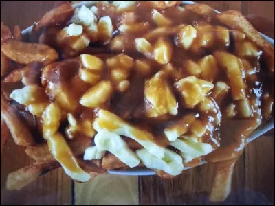 De quel pays la poutine est-elle une spécialité gourmande ?