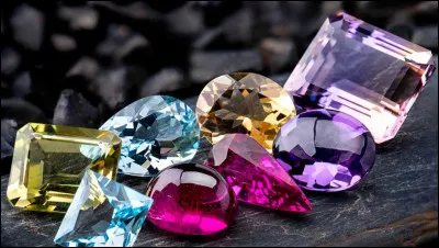 Quelle pierre préfères-tu ?