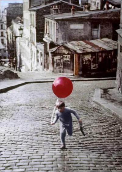 Qu'est-ce qu'utilise le plus souvent le clown pour effrayer les enfants ?