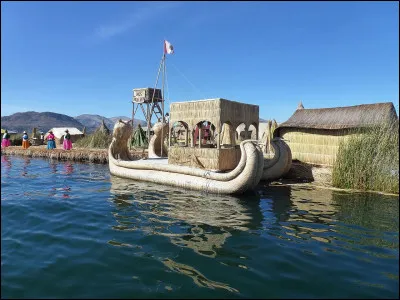 Le plus haut lac navigable du monde se trouve sur le continent américain. Lequel est-ce ?