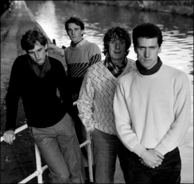 ''Souvenir'' est une chanson de ce groupe de new wave britannique. Quel est le nom de ce groupe ?