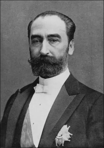 En 1894, Sadi Carnot est assassiné à Saint-Étienne par un anarchiste.