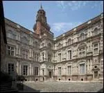 Quelle activit a permit  Pierre Assezat de construire l'htel particulier du mme nom  Toulouse ?