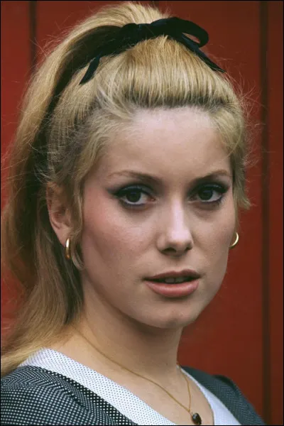 Qui est cette Catherine, considérée comme l'une des plus belles et plus grandes actrices françaises de sa génération ?