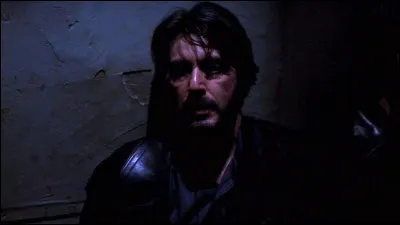 Dans quel film Al Pacino est-il un ancien trafiquant de drogue amoureux d'une stripteaseuse ?