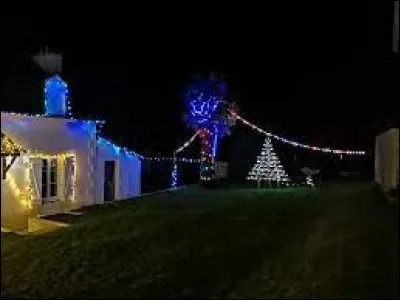 Nous partons en Bretagne, à Gouézec. Commune de l'arrondissement de Châteaulin, sur la rive gauche de l'Aulne, elle se situe dans le département ...