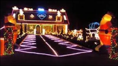 Avec cette maison de Pontigny, vous en prenez plein les yeux. Nous sommes toujours en Bourgogne, dans le département ...