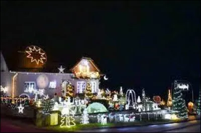 Je vous propose de partir en Alsace bossue, à Siewiller. Village de 'arrondissement de Saverne, il se situe dans le département ...