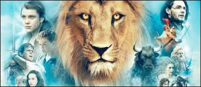 D'après les romans de C.S. Lewis, quel accessoire magique situé dans un manoir permet d'entrer dans le monde imaginaire de Narnia ?