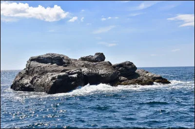 Commune du département de la Marne, située sur les pentes de la montagne de Reims :