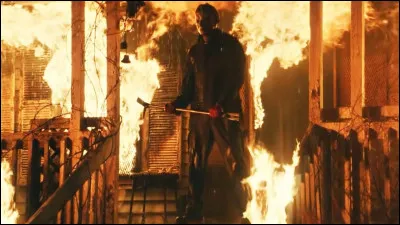 Avec quel objet, Michael a-t-il tué Tommy Doyle ?