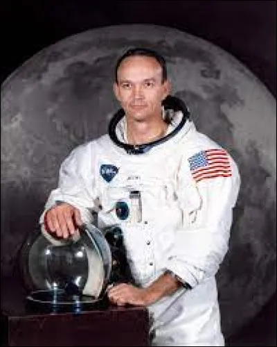 Michael Collins, mort le 28 avril 2021, est connu pour la mission Apollo 11 au cours de laquelle il reste en orbite autour de la lune. A quelle autre mission importante a-t-il participé ?