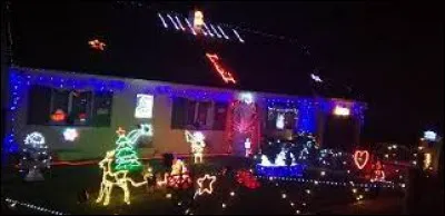 Nous sommes dans le Centre-Val-de-Loire, à La Vernelle. Commune de la région naturelle du Boischaut Nord, elle se situe dans le département ...