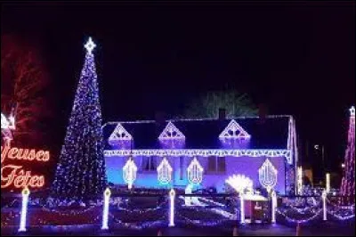 Si vous voulez voir cette maison, rendez-vous à Berville-en-Roumois. Ancienne commune haut-normande, elle se situe dans le département ...