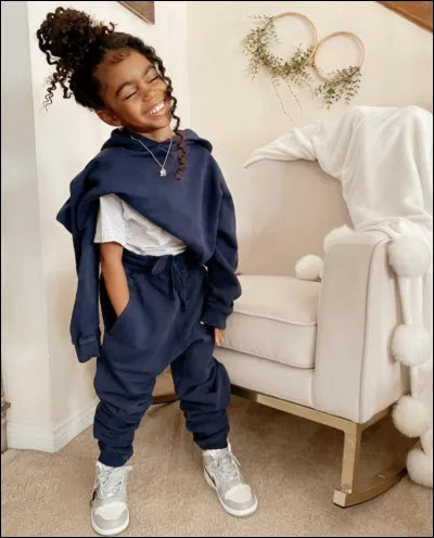 Choisis un baby outfit.