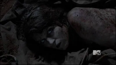 Comment s'appelait la fille dont le corps a été retrouvé dès le premier épisode ?