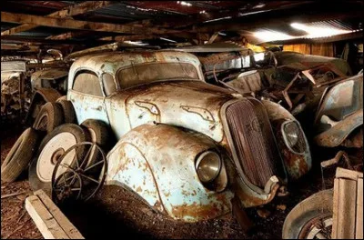 Voici le must avant-gardiste du milieu des années 30. 
Quel est ce petit bijou très futuriste à relooker ?