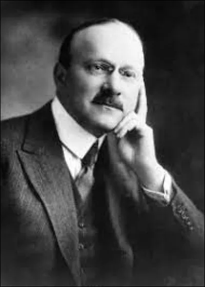 Quel fondateur d'une célèbre marque de voiture française est mort le 3 juillet 1935 ?
