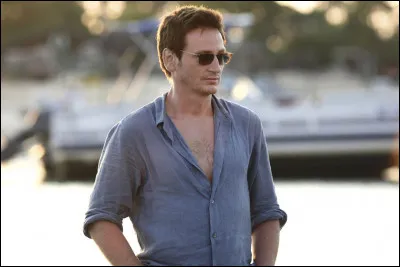 Dans quel film Beno&icirc;t Magimel part-il en vacances avec des amis ?