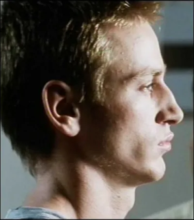 Dans quel film Beno&icirc;t Magimel est-il un voleur qui se retrouvera humili&eacute; ?