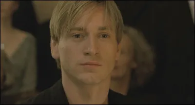 Dans quel film Beno&icirc;t Magimel entame-t-il une liaison avec une de ses professeures ?