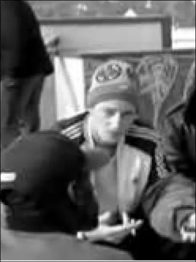 Dans quel film Beno&icirc;t Magimel joue-t-il un jeune homme vivant dans un quartier d&eacute;favoris&eacute; ?