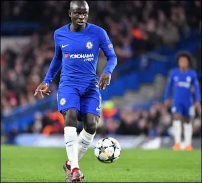 Qui porte le nom de famille du célèbre joueur de foot N'Golo Kanté ?