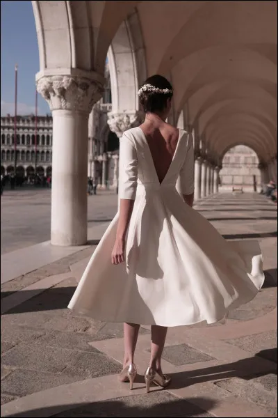 Une femme divorcée doit attendre 300 jours avant de se remarier.