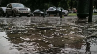 Qu'est-ce qu'une averse ?