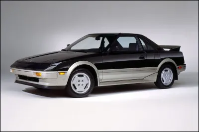 Les voitures aux noms ridicules, il y en a une pléthore ! Pourtant, celle-ci possédait un nom à la signification bien intéressante. Pouvez-vous me nommer le modèle en illustration ?