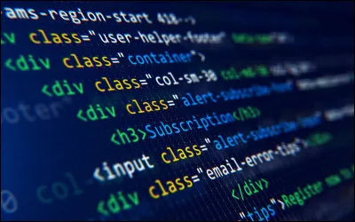 Technologie - Laquelle de ces balises du langage HTML n'est pas indispensable et n'est qu'utile que pour séparer une phrase d'une autre ?