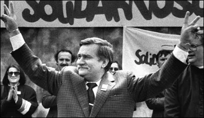 En quelle année Lech Walesa est-il devenu président de la République polonaise ?
