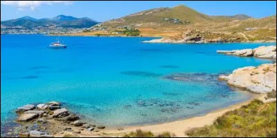 Lorsqu'on perçoit une odeur nauséabonde qui n'existe pas réellement, on est atteint de...