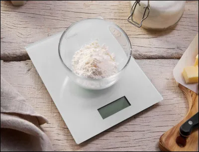 Tare : à quoi sert ce bouton sur une balance ?