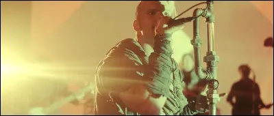 Complétez : 
"Das will doch keiner..."