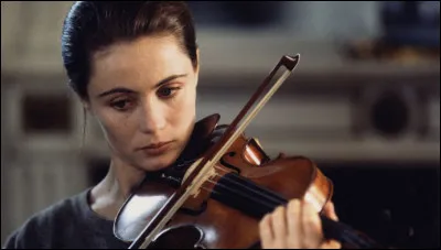 Quel cinéaste français a réalisé "Un coeur en hiver" (1992) avec Daniel Auteuil et Emmanuelle Béart ?