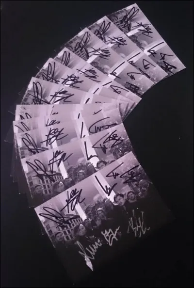 Complétez : 
"Wir brennen, bis nichts mehr von uns..."