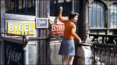 "Zazie dans le métro" est réalisé par Jean Vigo.