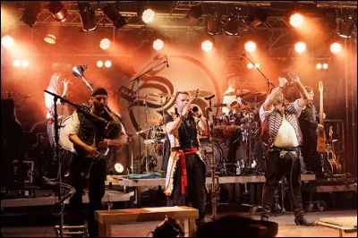 Complétez : 
"Zerstreut schon bald der..."