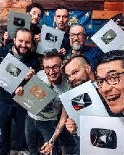 Complétez : 
"Geführt von Zorn und..."