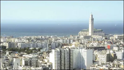 Quelle est la ville la plus peupl&eacute;e du Maroc avec 3 566 000 habitants ?