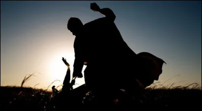 Terrible fratricide de Caïn tuant ;