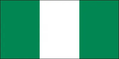 On passe en Afrique, et on trouve ce drapeau d'un pays africain considéré comme le grand géant du continent noir pour son énorme population, et a pour capitale, la ville d'Abuja. Il s'agit du...