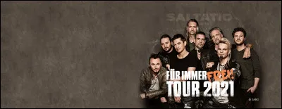 Complétez : 
"Du wandelst ins..."