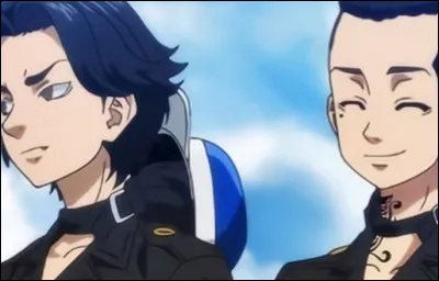 Que voulaient voler Baji et Kazutora pour l'anniversaire de Mikey ?