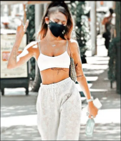 Elle a été nommée aux Grammy Awards :