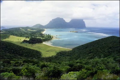 Les Îles de Lord Howe, des îles paradisiaques sont inscrites au patrimoine mondial de l'humanité en 1982. À quel état océanique appartiennent-elles ?